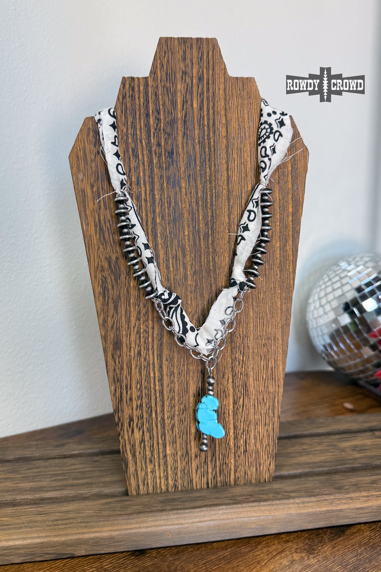 Dogwood Necklace