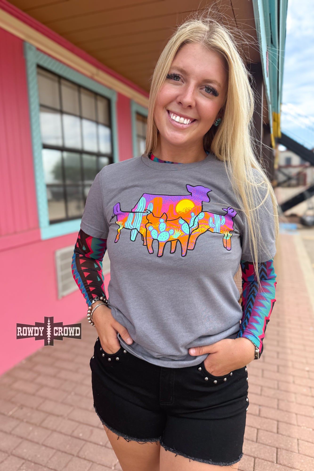 Show Time Tee
