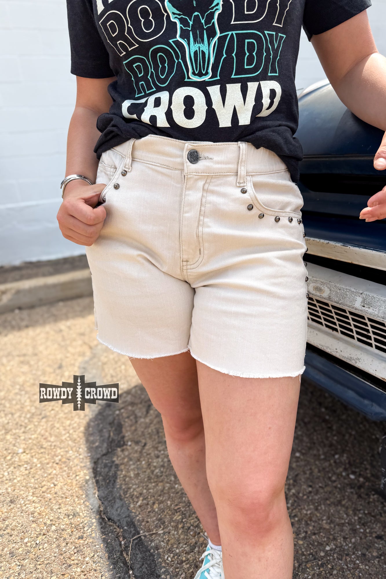 SHOWROOM - CREAM- Shenandoah Stud Shorts